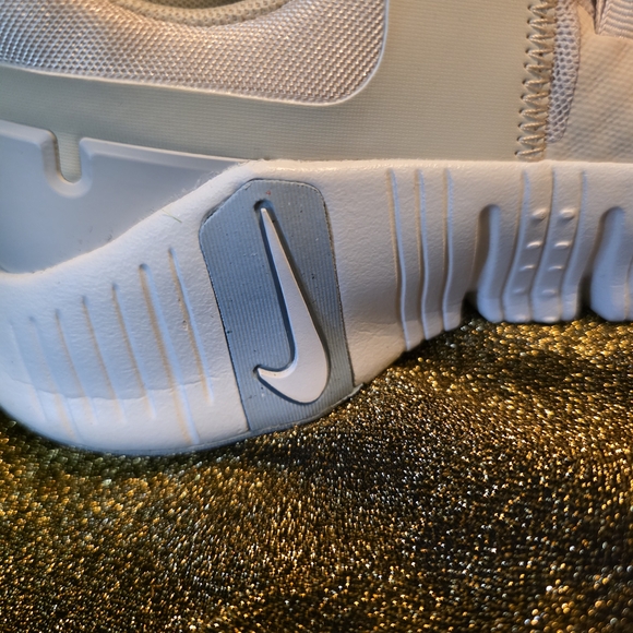 Nike Women's Free Metcon 6 Training Shoes Size 7 - Picture 10 of 10